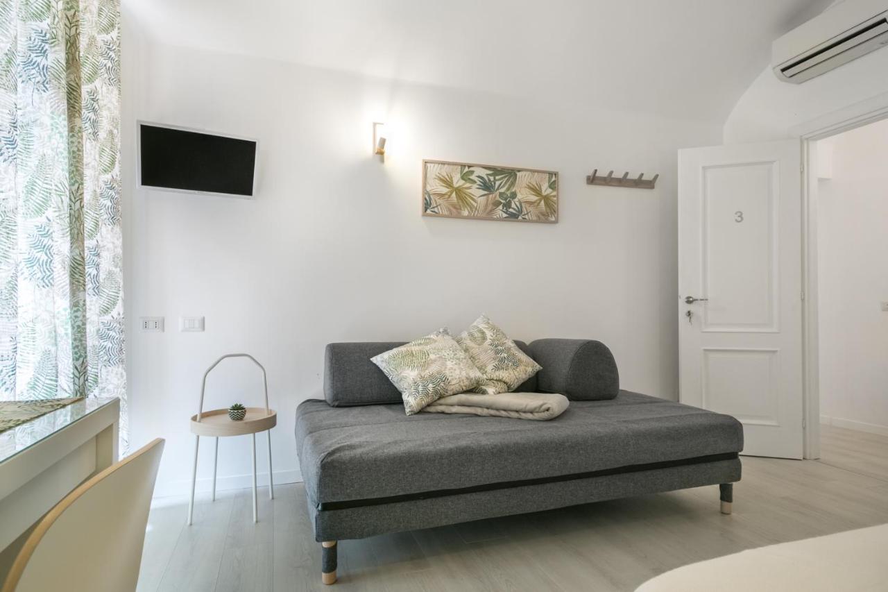 White Candia Guesthouse 로마 외부 사진