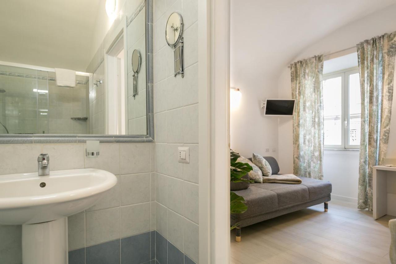 White Candia Guesthouse 로마 외부 사진