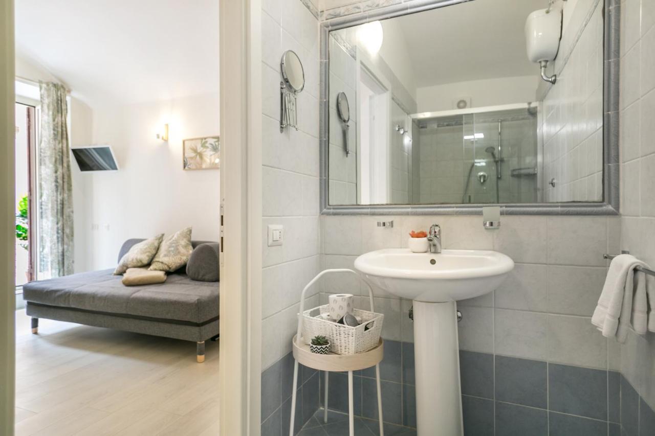White Candia Guesthouse 로마 외부 사진